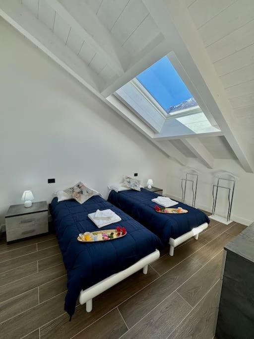 Apt. Aries - Penthouse Menaggio Buitenkant foto