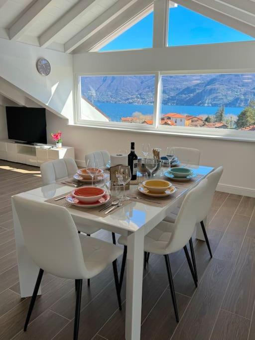 Apt. Aries - Penthouse Menaggio Buitenkant foto