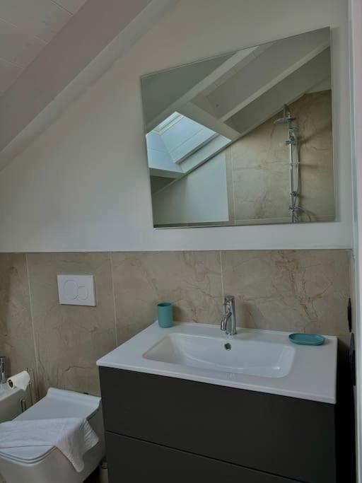 Apt. Aries - Penthouse Menaggio Buitenkant foto