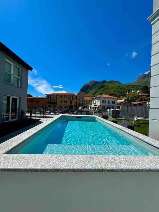 Apt. Aries - Penthouse Menaggio Buitenkant foto
