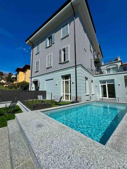 Apt. Aries - Penthouse Menaggio Buitenkant foto